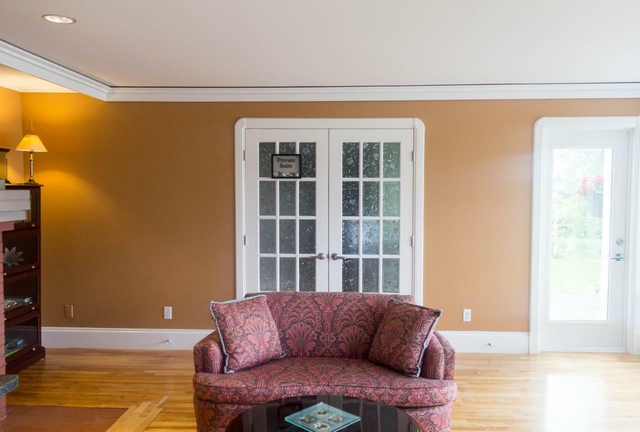 Parrsboro Fox Point Inn מראה חיצוני תמונה