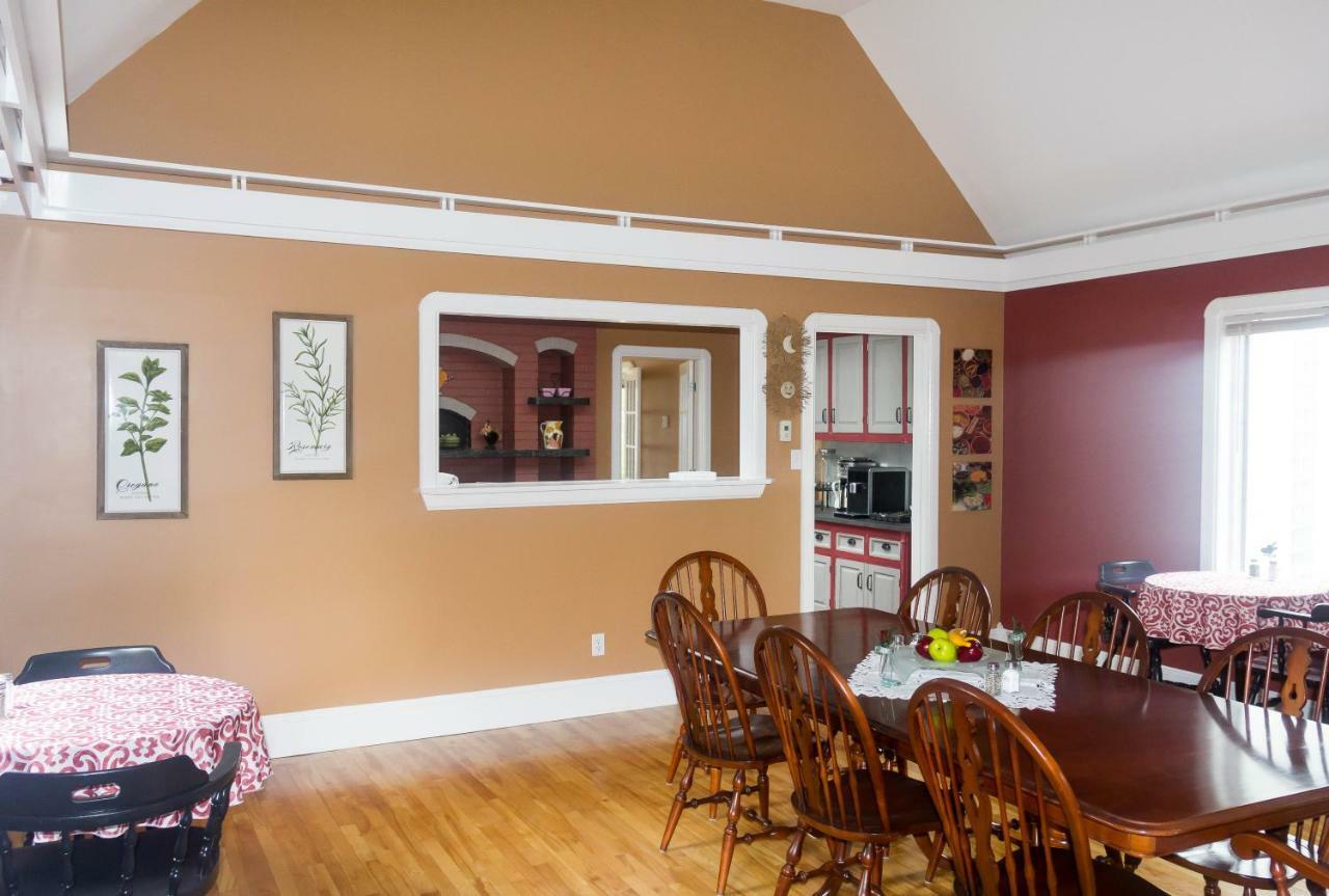 Parrsboro Fox Point Inn מראה חיצוני תמונה